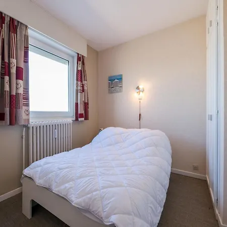 Magellan 701 Penthouse With Sea View In Apartment