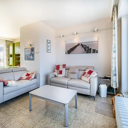 Magellan 701 Penthouse With Sea View In Koksijde